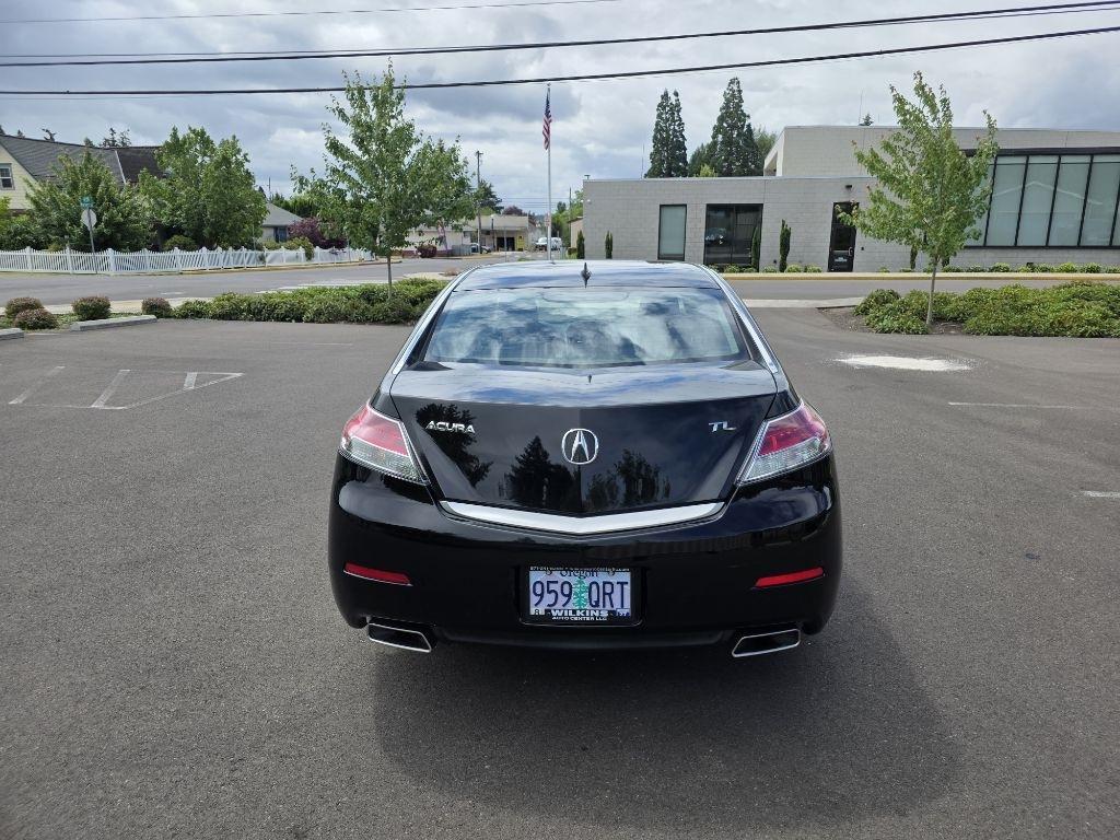 Acura TL 4dr Sdn Auto 2WD 2012