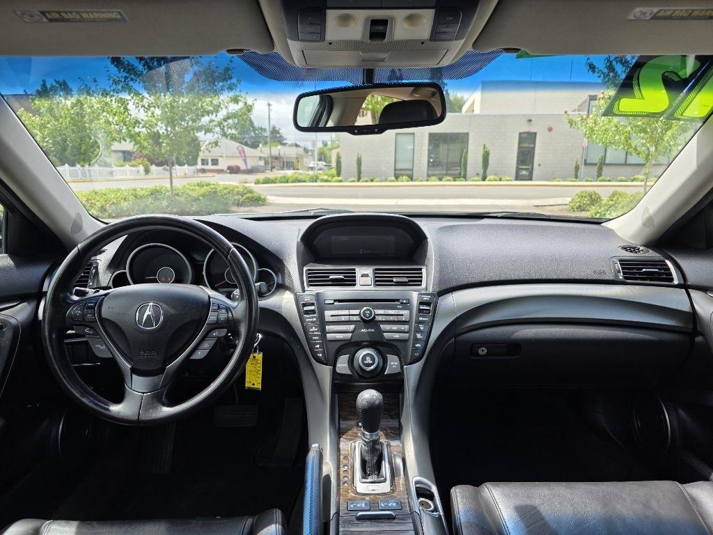 Acura TL 4dr Sdn Auto 2WD 2012