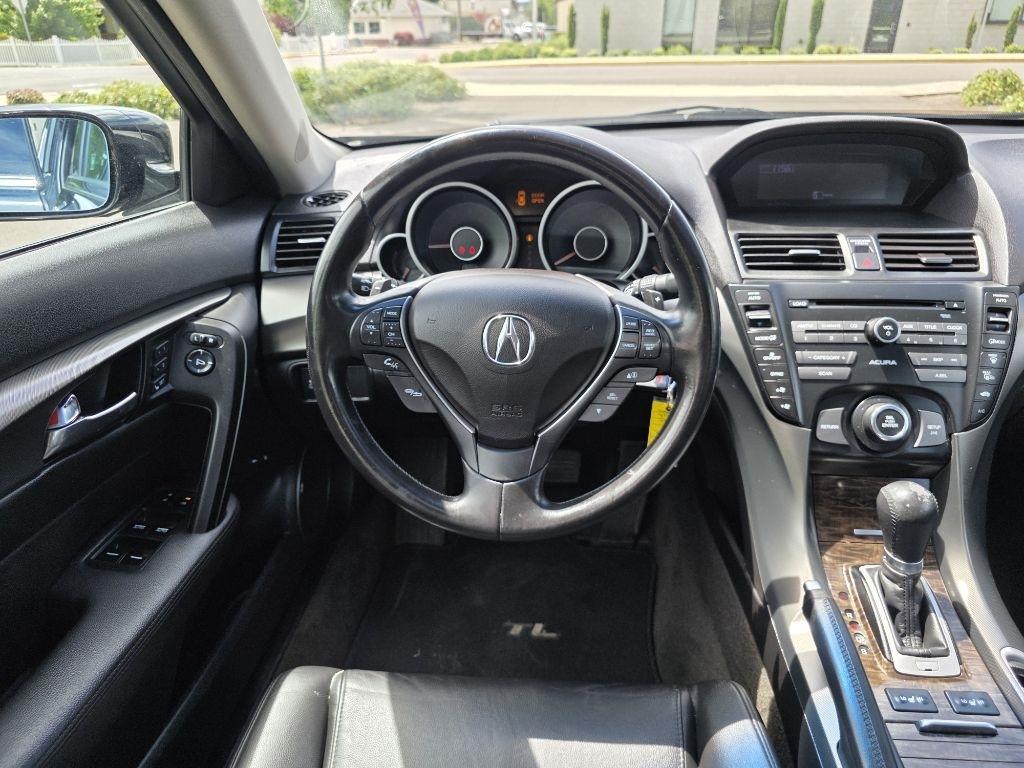 Acura TL 4dr Sdn Auto 2WD 2012