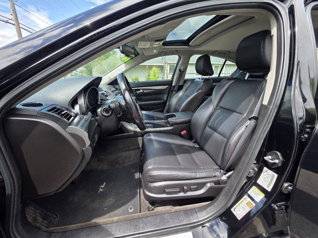 Acura TL 4dr Sdn Auto 2WD 2012