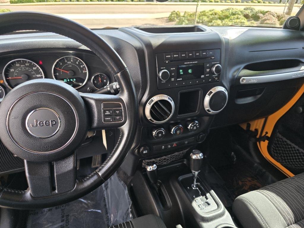 Jeep Wrangler 4WD 2dr Rubicon 2012
