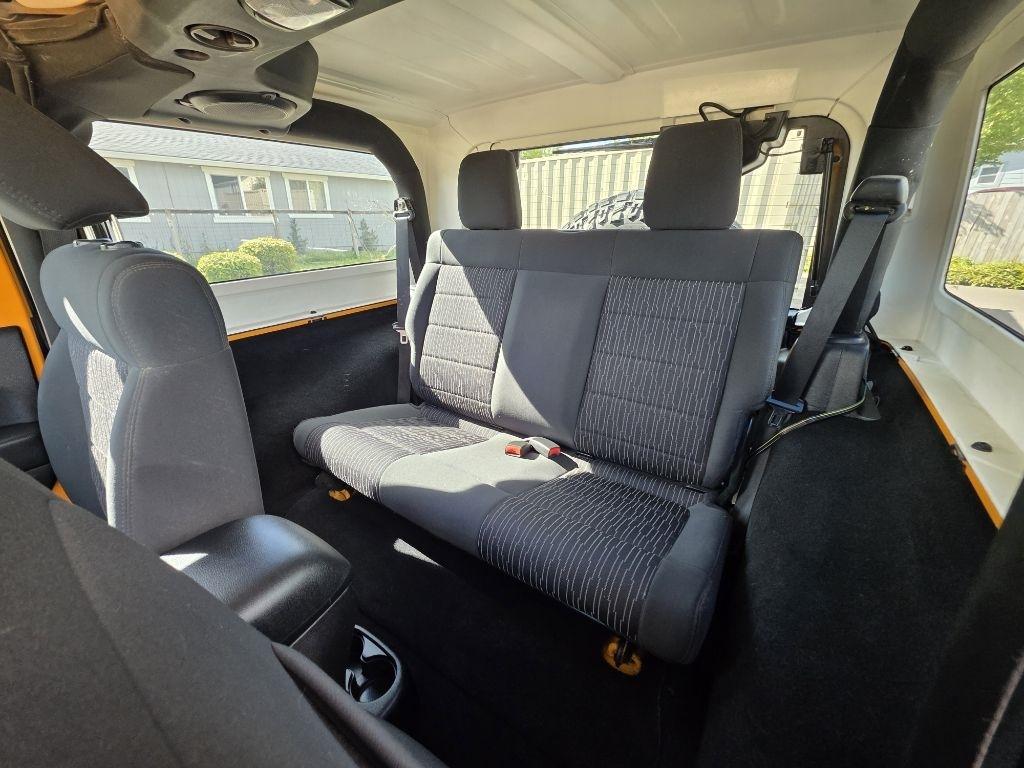 Jeep Wrangler 4WD 2dr Rubicon 2012