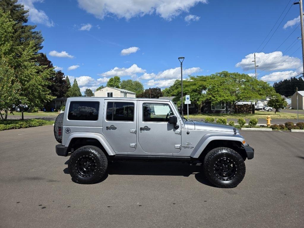 Jeep Wrangler Unlimited 4WD 4dr Freedom Edition *Ltd Avail* 2013