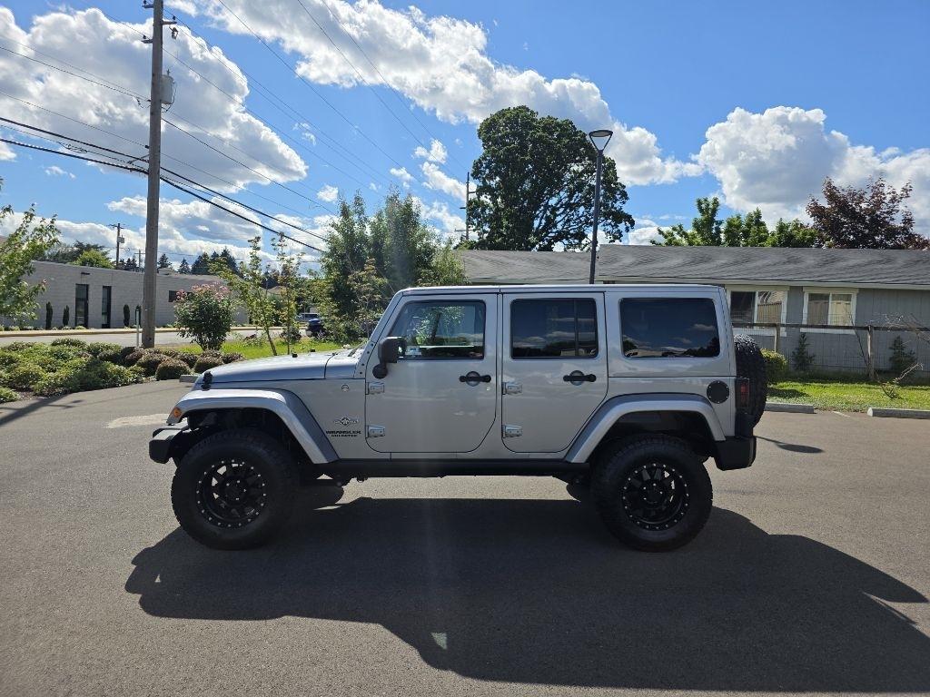 Jeep Wrangler Unlimited 4WD 4dr Freedom Edition *Ltd Avail* 2013