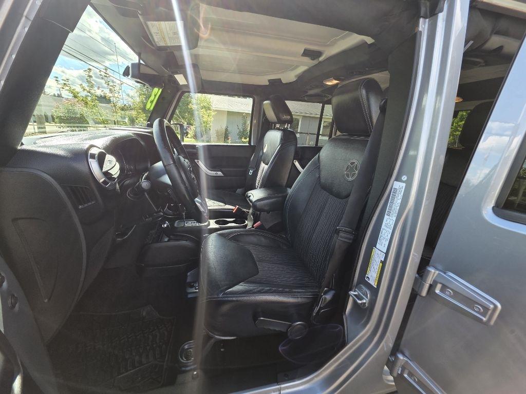Jeep Wrangler Unlimited 4WD 4dr Freedom Edition *Ltd Avail* 2013
