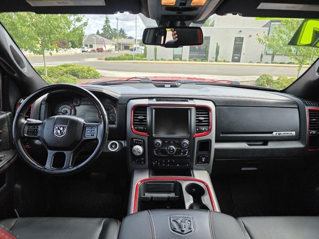 RAM 1500 4WD Crew Cab 140.5" Rebel 2017