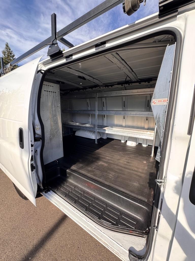 Chevrolet Express Cargo Van RWD 2500 135" 2021