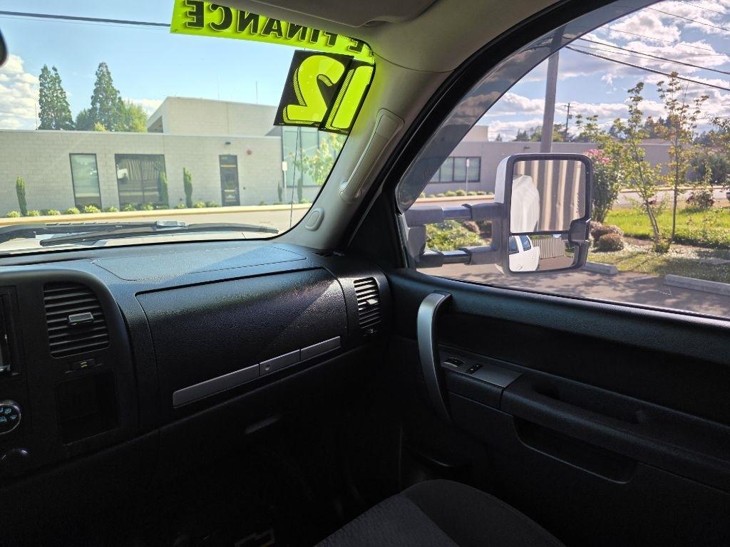 Chevrolet Silverado 2500HD 4WD Crew Cab 167.7" LT 2012