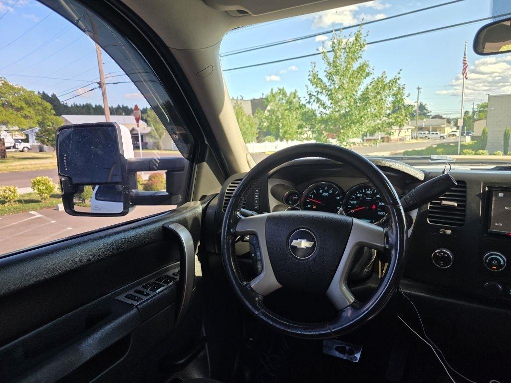 Chevrolet Silverado 2500HD 4WD Crew Cab 167.7" LT 2012