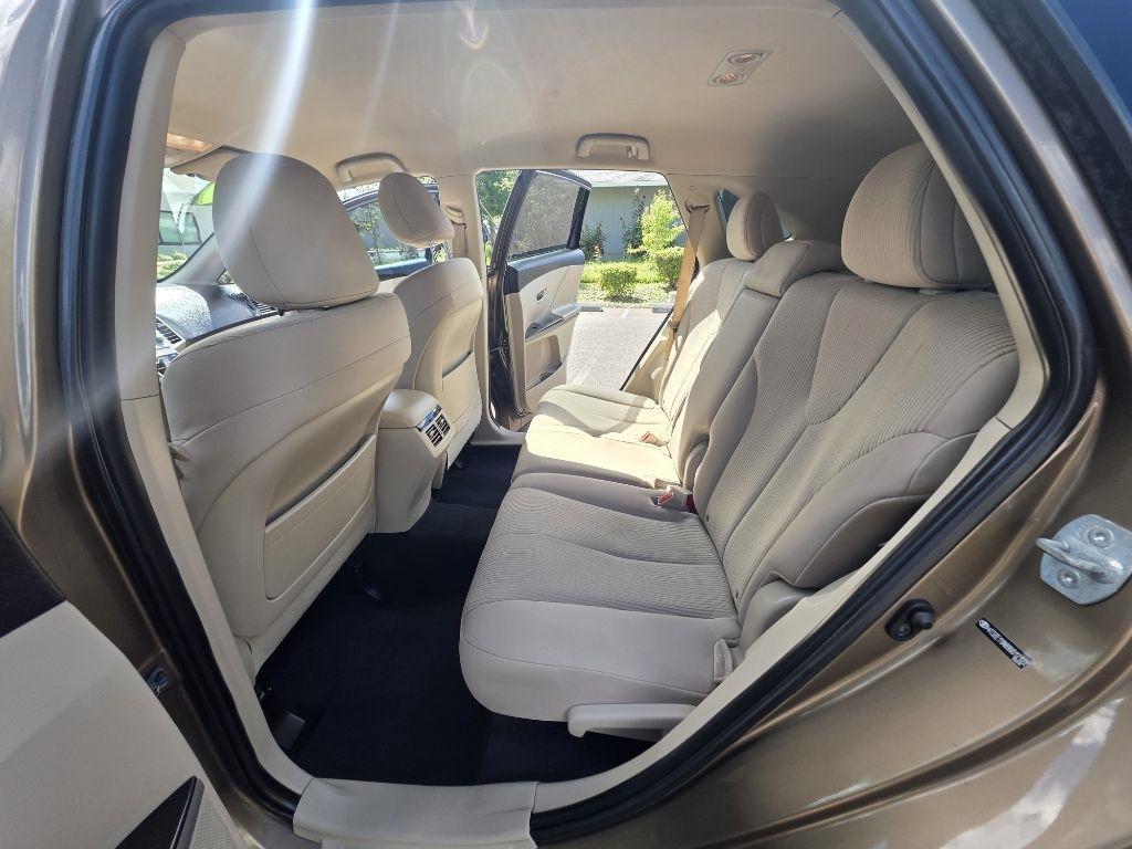 Toyota Venza 4dr Wgn I4 FWD (Natl) 2009