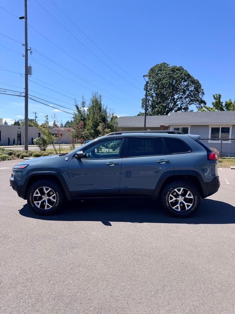 Jeep Cherokee 4WD 4dr Trailhawk 2014
