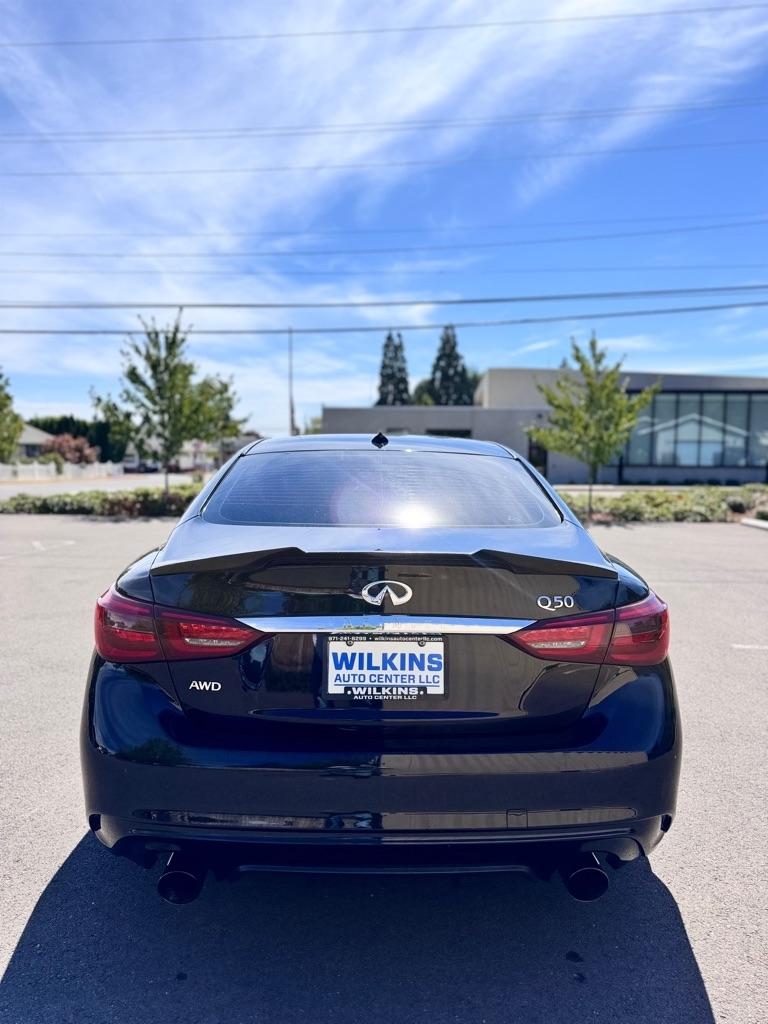 Infiniti Q50 3.0t LUXE AWD 2018