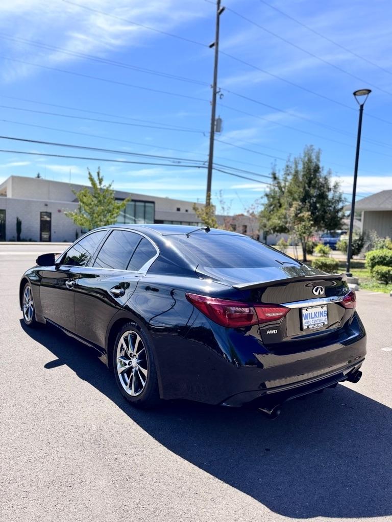 Infiniti Q50 3.0t LUXE AWD 2018