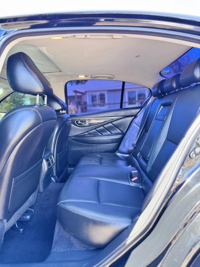 Infiniti Q50 3.0t LUXE AWD 2018