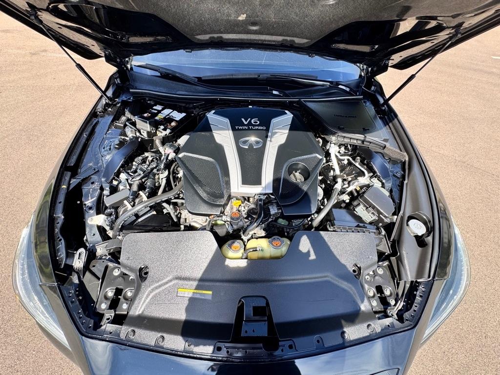 Infiniti Q50 3.0t LUXE AWD 2018