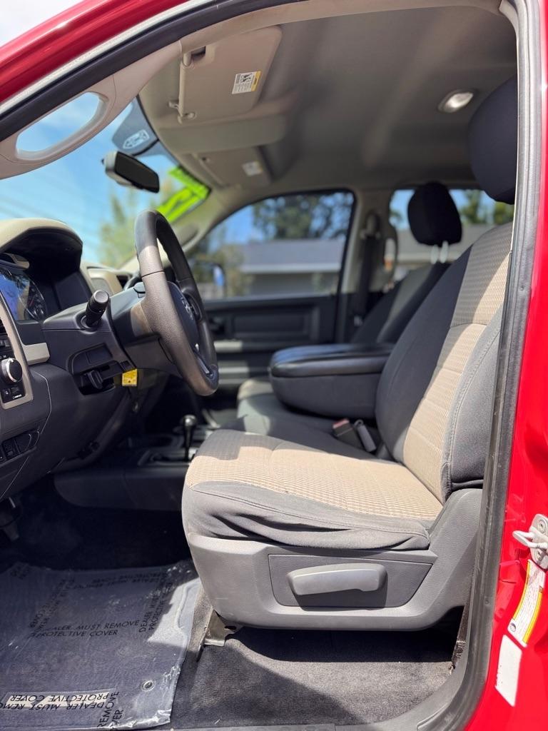RAM 3500 4WD Crew Cab 169" ST 2012