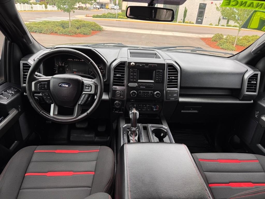 Ford F-150 Platinum 4WD SuperCrew 5.5' Box 2017