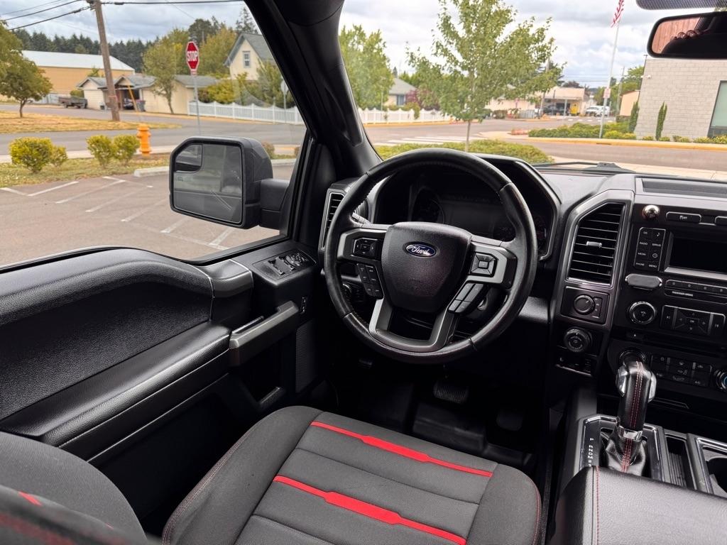 Ford F-150 Platinum 4WD SuperCrew 5.5' Box 2017