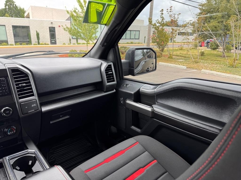 Ford F-150 Platinum 4WD SuperCrew 5.5' Box 2017