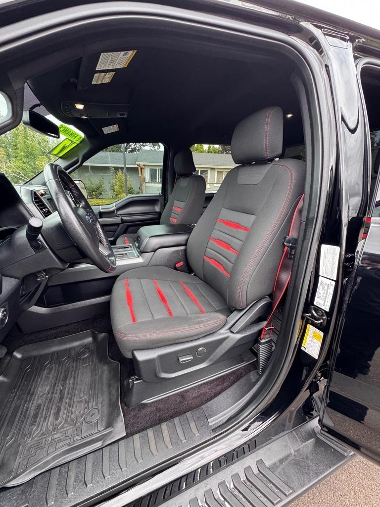 Ford F-150 Platinum 4WD SuperCrew 5.5' Box 2017