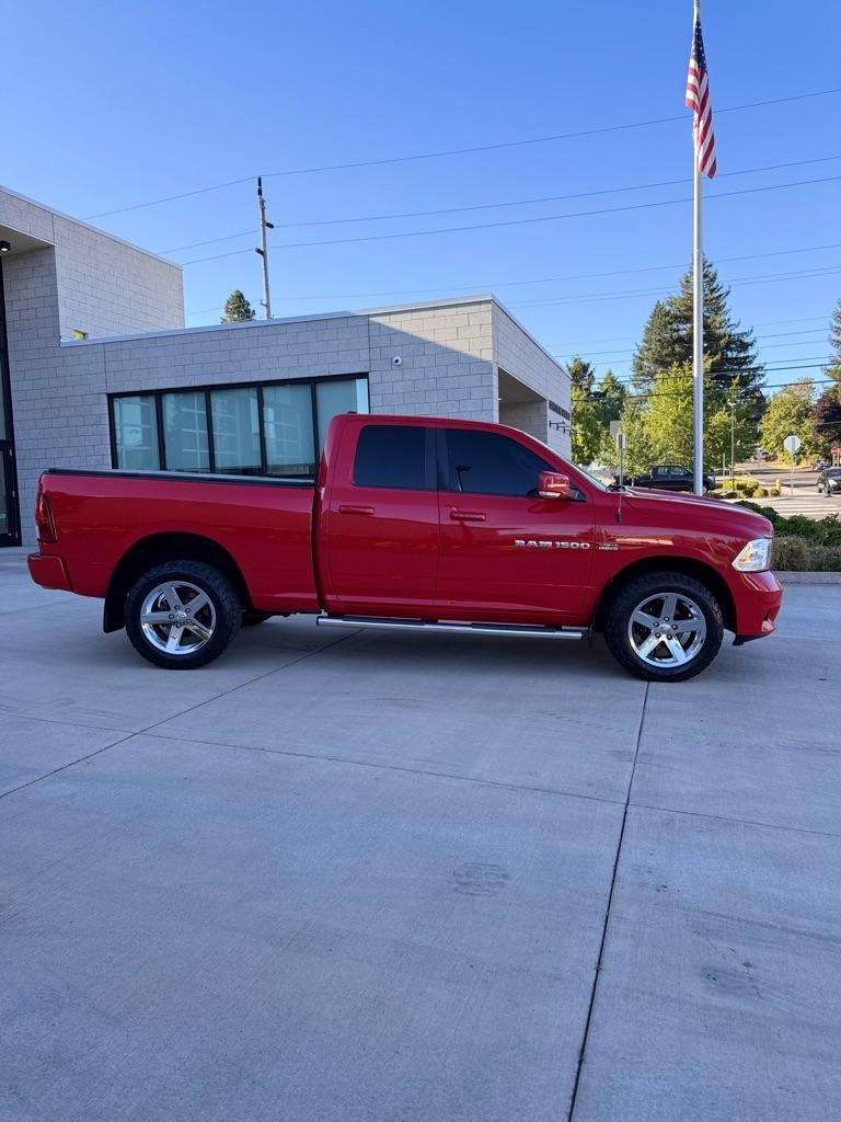 RAM 1500 4WD Quad Cab 140.5" Sport 2011