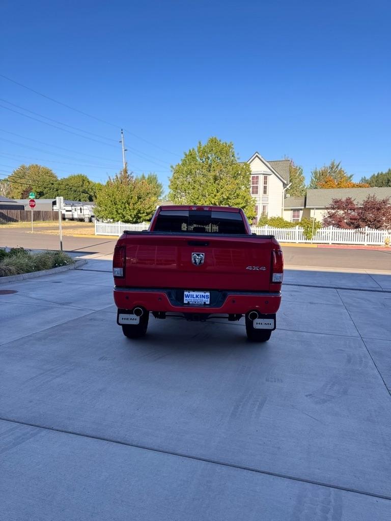 RAM 1500 4WD Quad Cab 140.5" Sport 2011