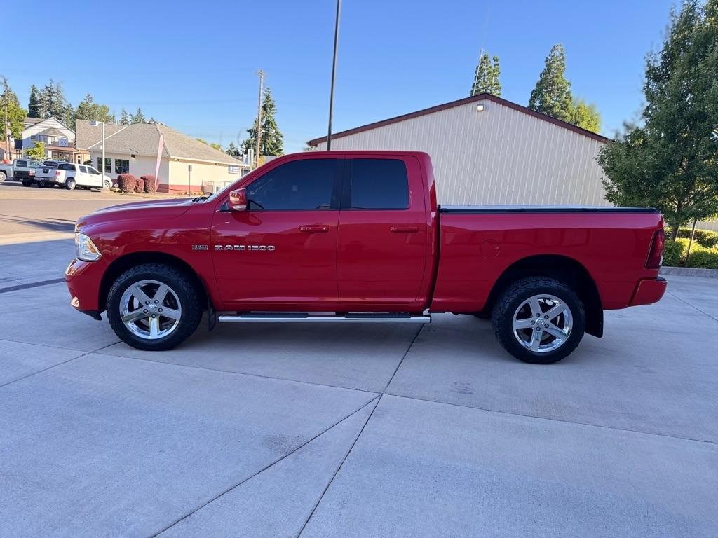 RAM 1500 4WD Quad Cab 140.5" Sport 2011