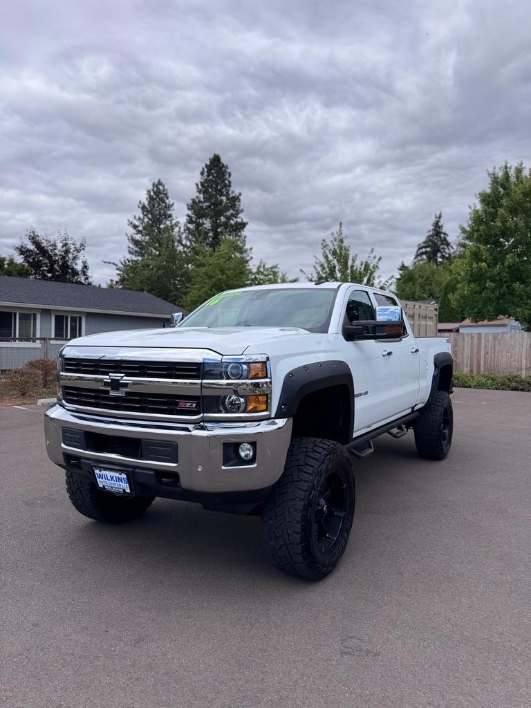 Chevrolet Silverado 3500HD 4WD Crew Cab 153.7" LTZ 2016