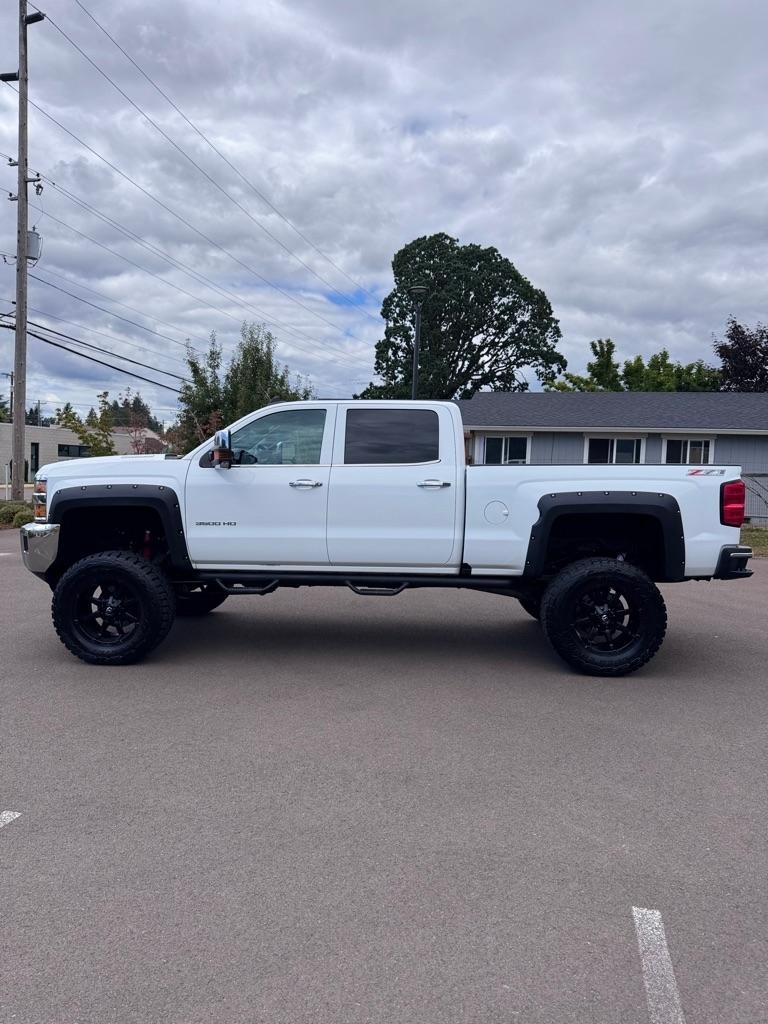 Chevrolet Silverado 3500HD 4WD Crew Cab 153.7" LTZ 2016