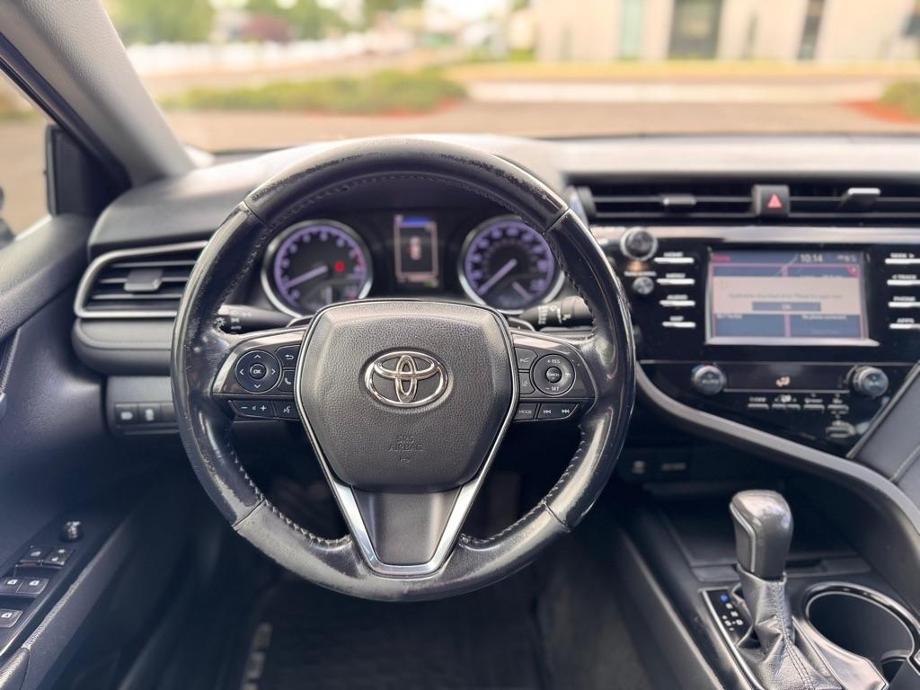 Toyota Camry XLE Auto (Natl) 2019