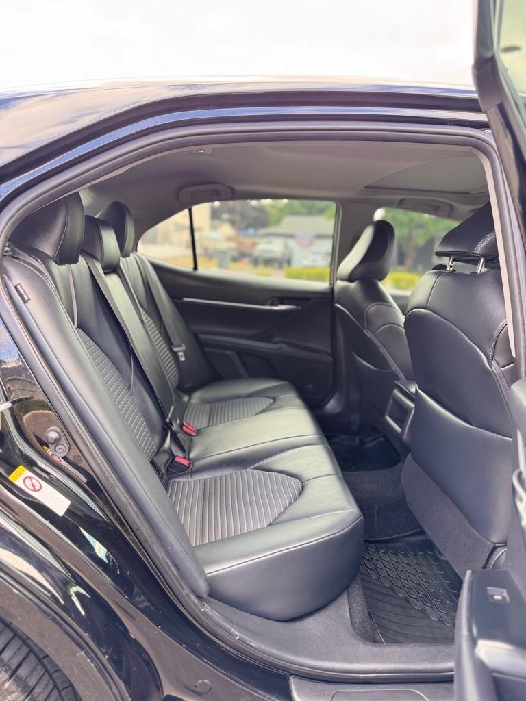 Toyota Camry XLE Auto (Natl) 2019