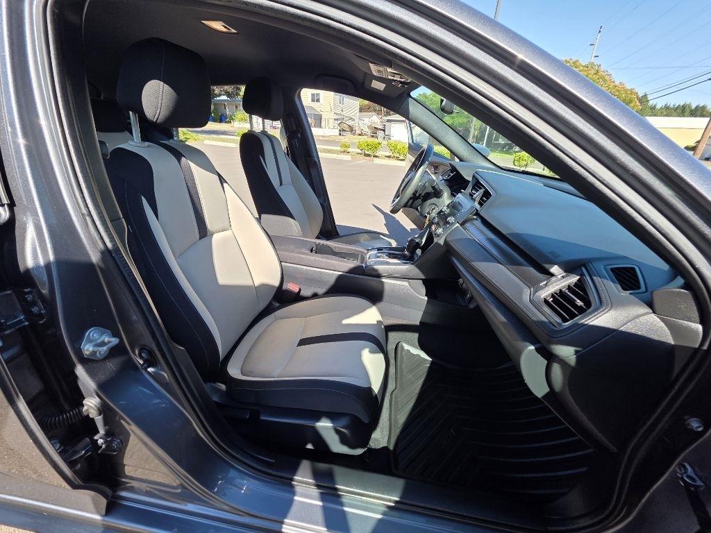 Honda Civic Hatchback Sport CVT 2018
