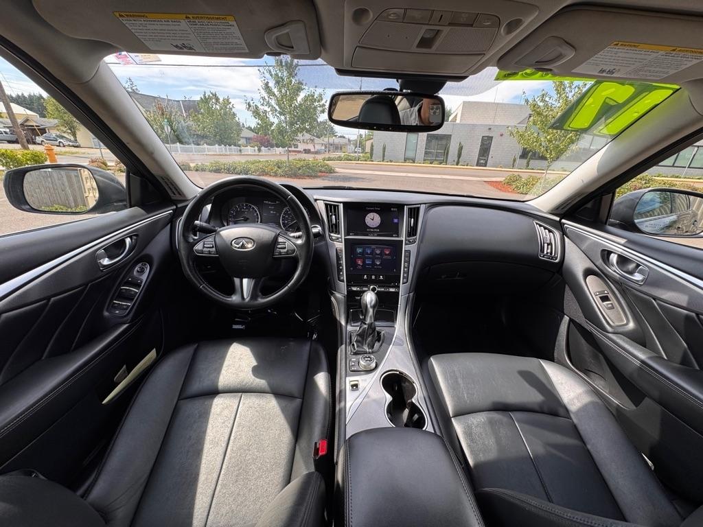 Infiniti Q50 2.0t AWD 2017