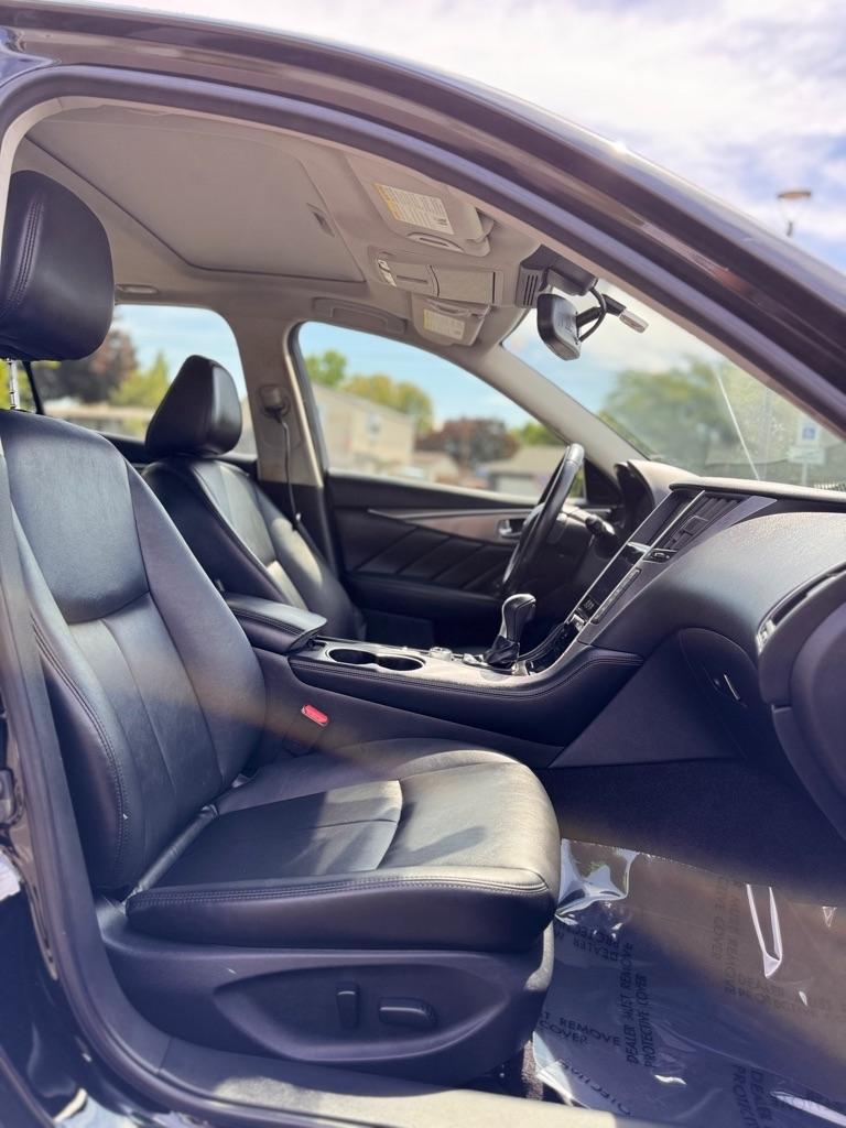 Infiniti Q50 2.0t AWD 2017