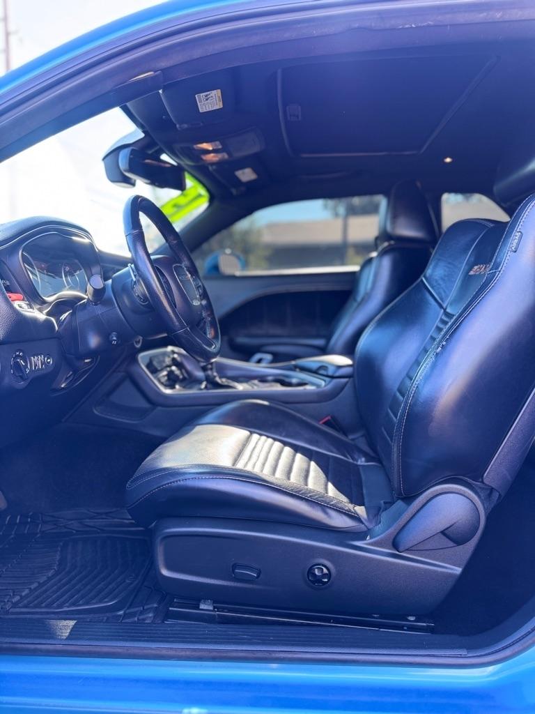 Dodge Challenger 2dr Cpe R/T Plus Shaker 2015