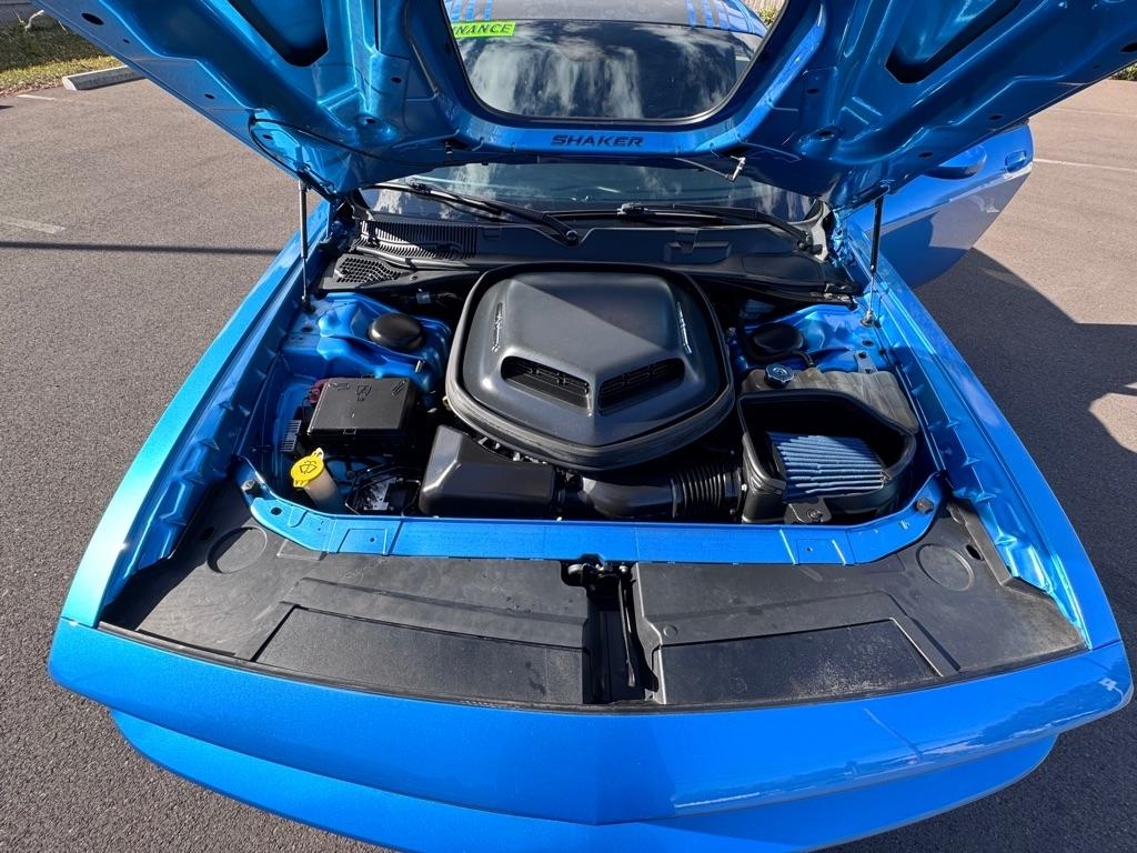 Dodge Challenger 2dr Cpe R/T Plus Shaker 2015