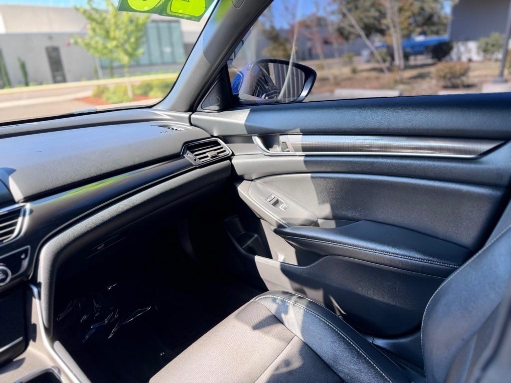 Honda Accord Sedan Sport 2.0T Auto 2020