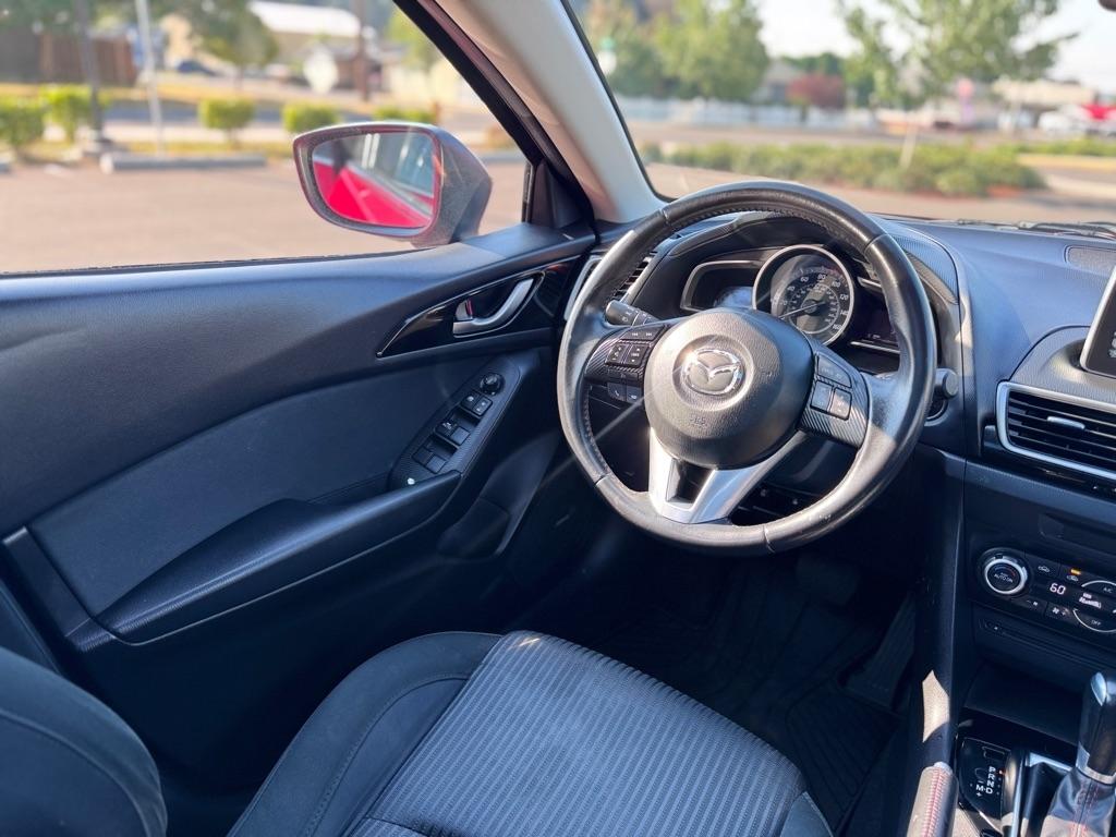 Mazda MAZDA3 4dr Sdn Auto i Touring 2016