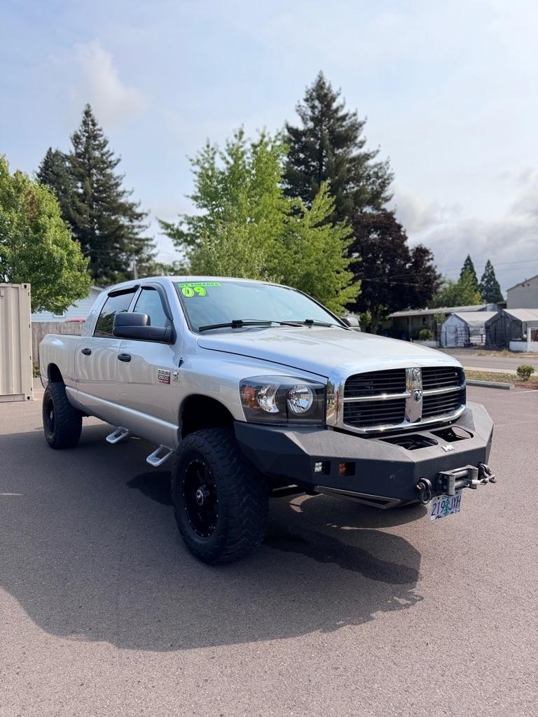 Dodge Ram 2500 4WD Mega Cab 160.5" SLT 2009