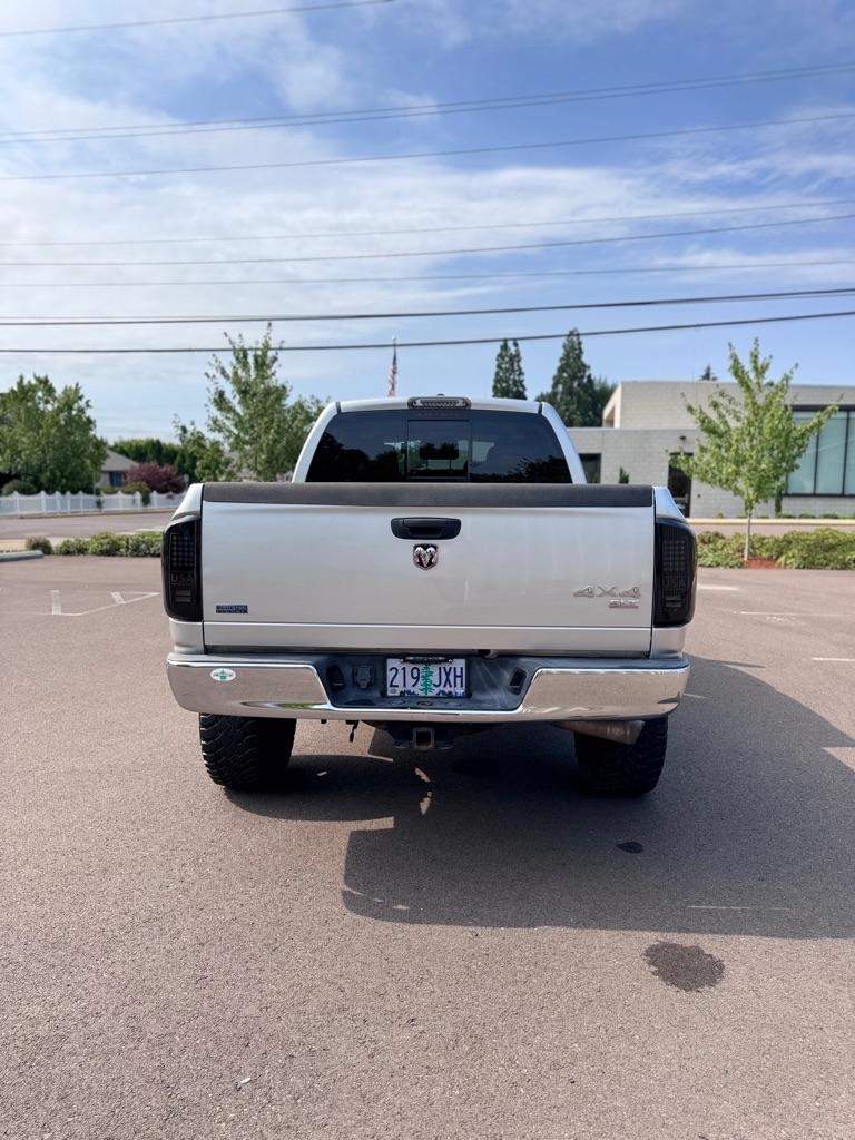 Dodge Ram 2500 4WD Mega Cab 160.5" SLT 2009