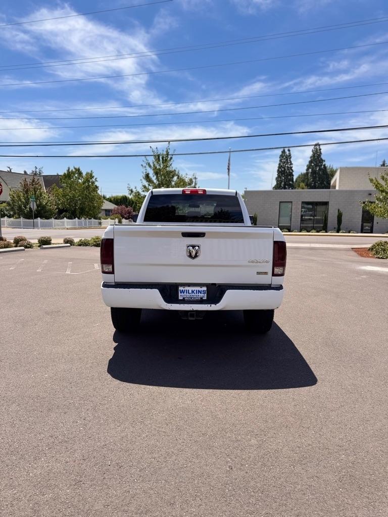 RAM 1500 Tradesman 4x4 Quad Cab 6'4" Box 2017