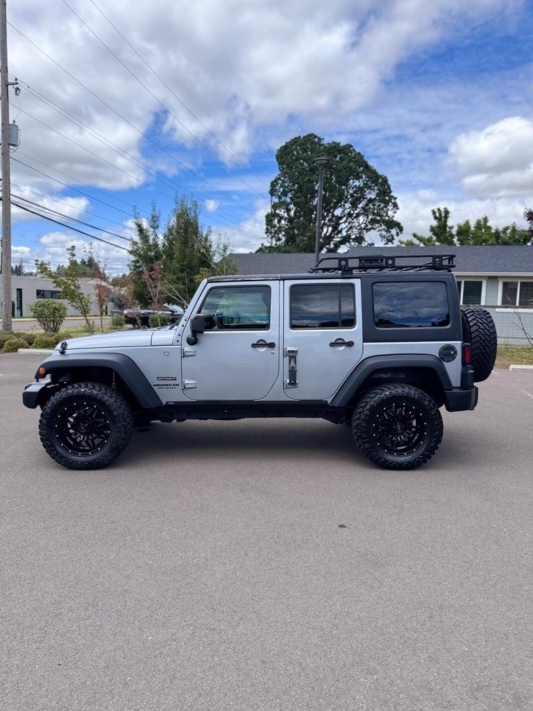 Jeep Wrangler Unlimited 4WD 4dr Sport 2015