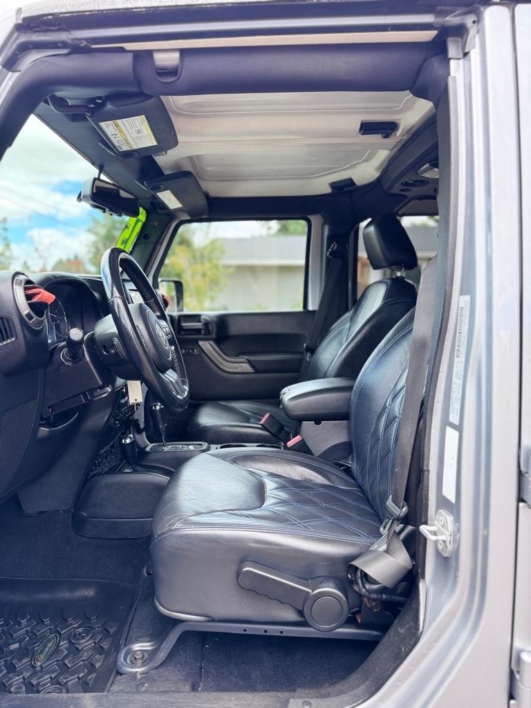Jeep Wrangler Unlimited 4WD 4dr Sport 2015