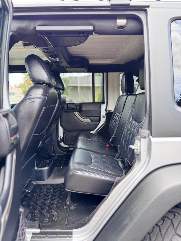 Jeep Wrangler Unlimited 4WD 4dr Sport 2015