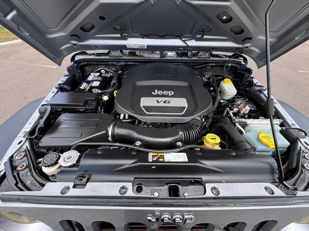 Jeep Wrangler Unlimited 4WD 4dr Sport 2015