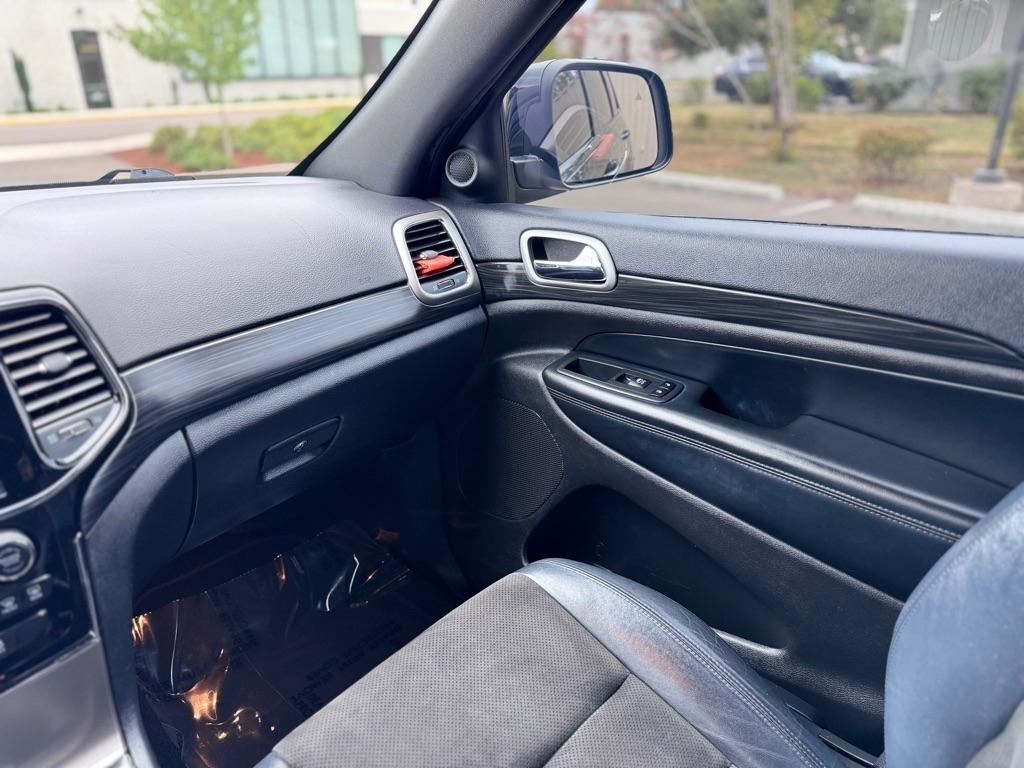 Jeep Grand Cherokee Altitude 4x4 2019