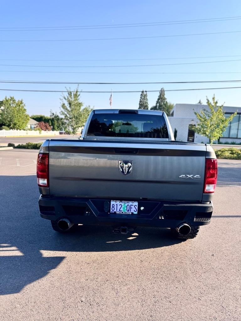 Dodge Ram 1500 4WD Quad Cab 140.5" ST 2009