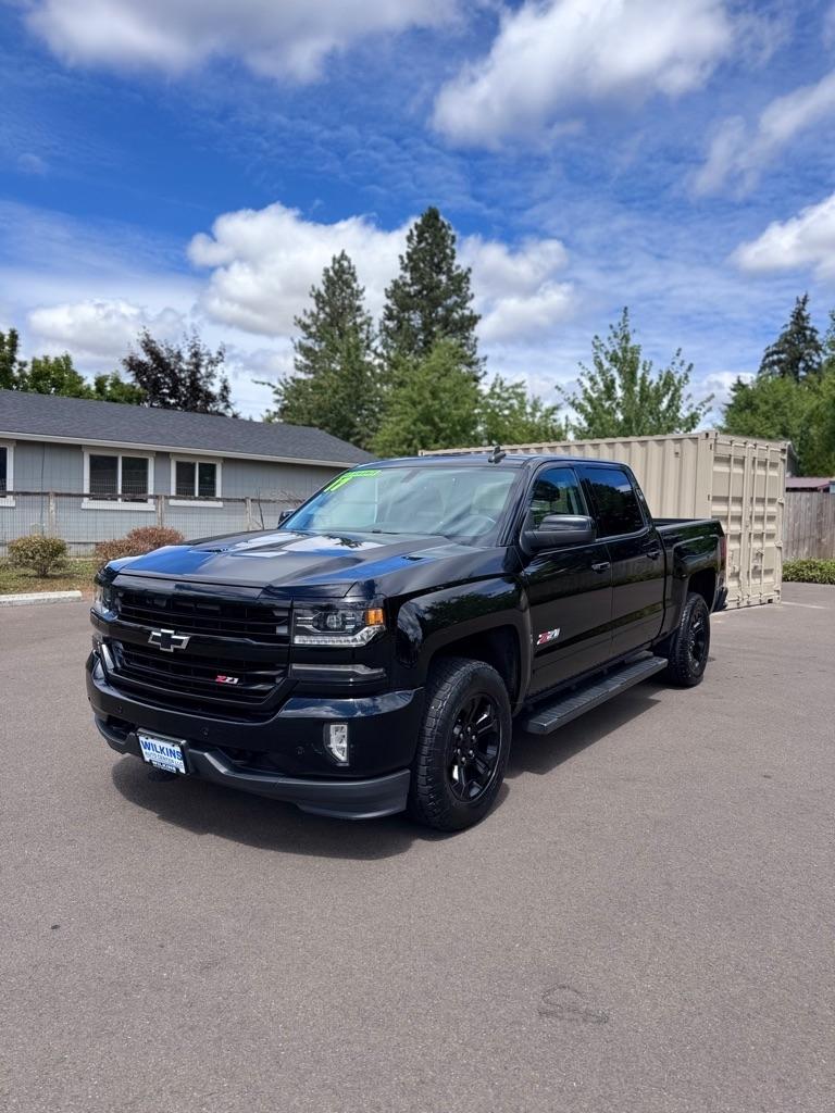2017 Chevrolet Silverado 1500 4WD Crew Cab 143.5" LTZ w/2LZ