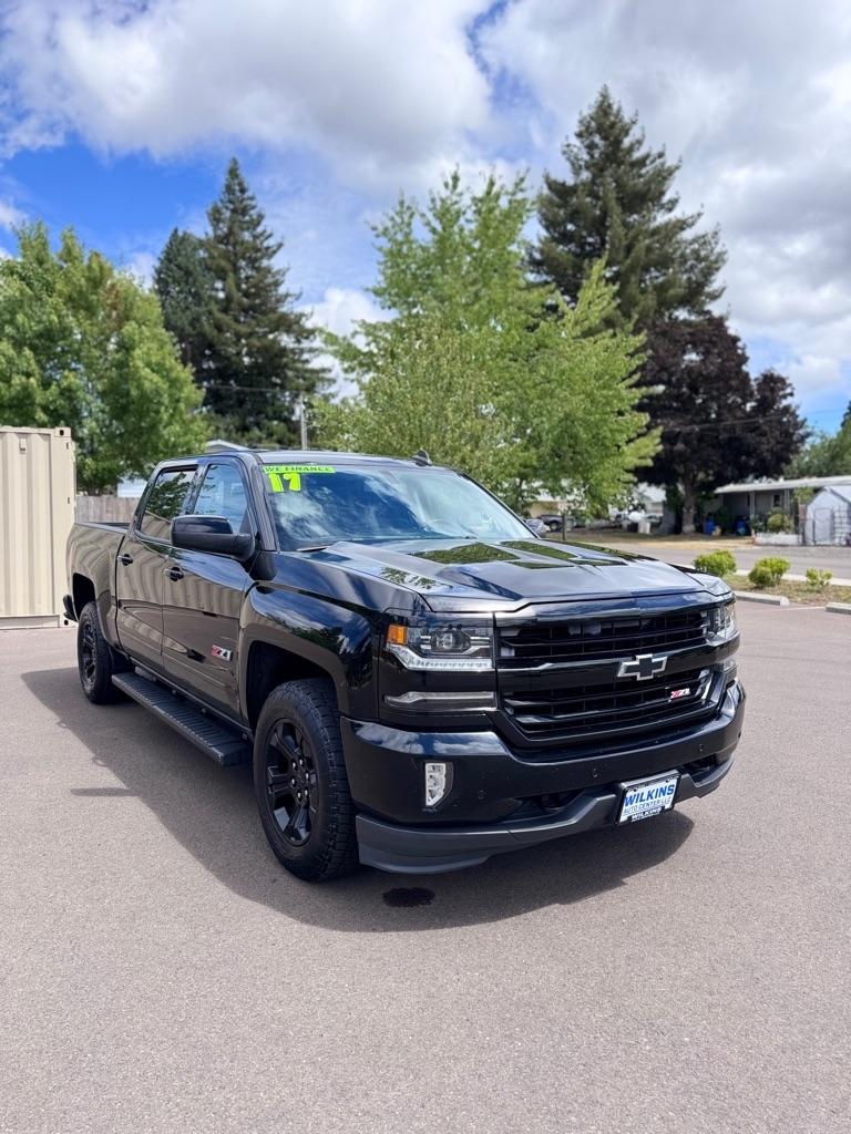 Chevrolet Silverado 1500 4WD Crew Cab 143.5" LTZ w/2LZ 2017