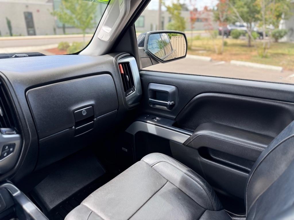 Chevrolet Silverado 1500 4WD Crew Cab 143.5" LTZ w/2LZ 2017